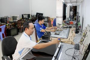 Sửa tivi tại Mỹ Đình sẽ là một địa điểm tốt nhất và đảm bảo uy tín cho mọi khách hàng 02