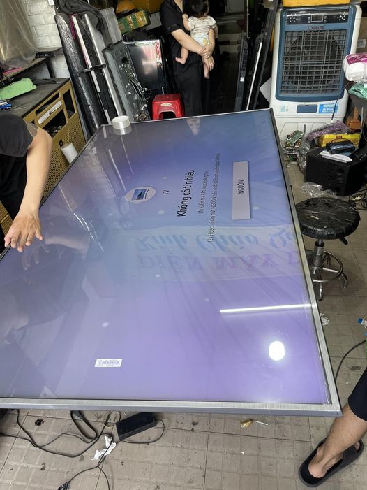 thay màn hình tivi LG 75 inch hà nôi